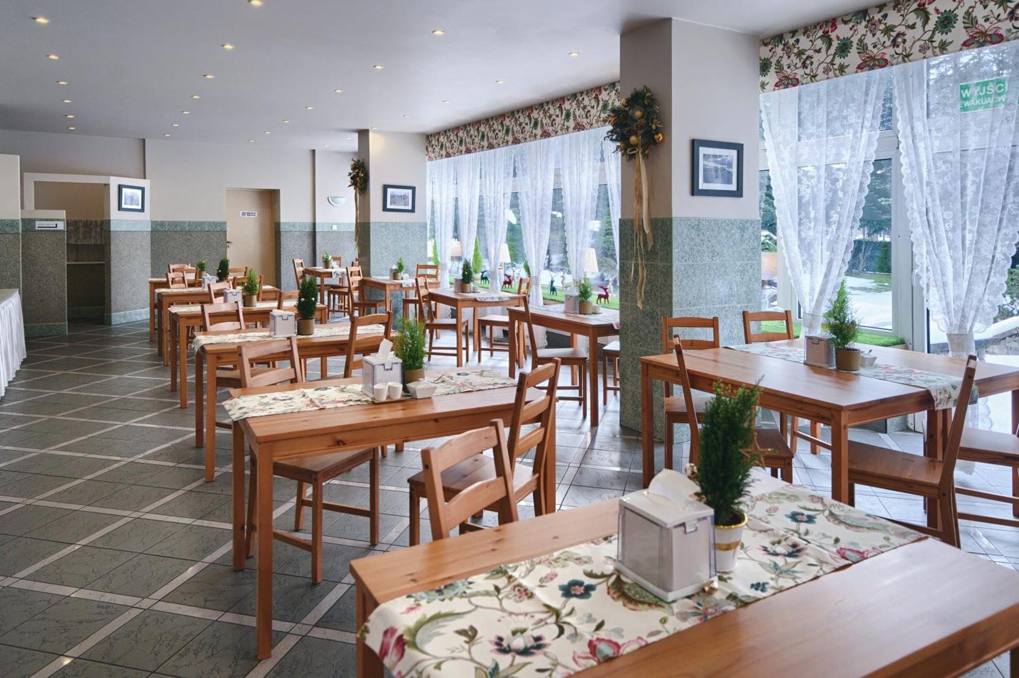Ow Jaskolka Hotel Zakopane Bagian luar foto
