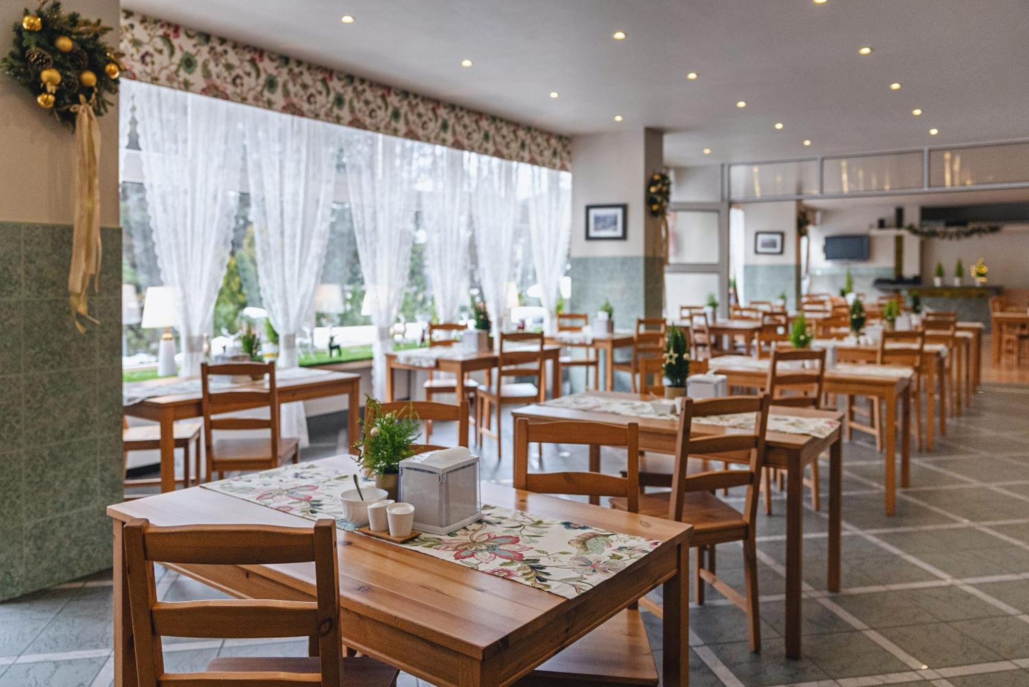 Ow Jaskolka Hotel Zakopane Bagian luar foto