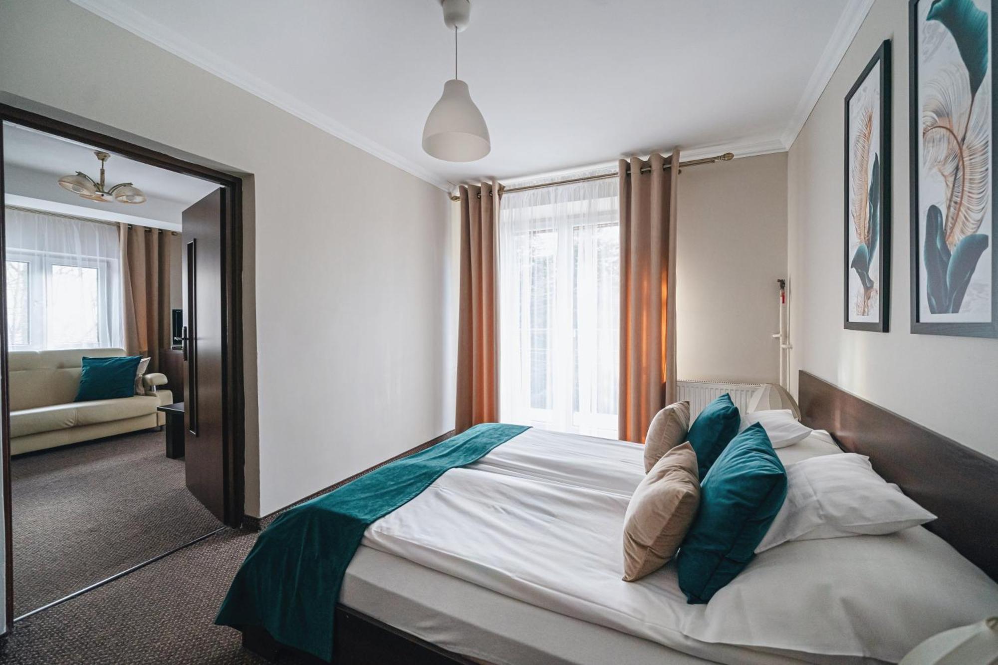 Ow Jaskolka Hotel Zakopane Bagian luar foto