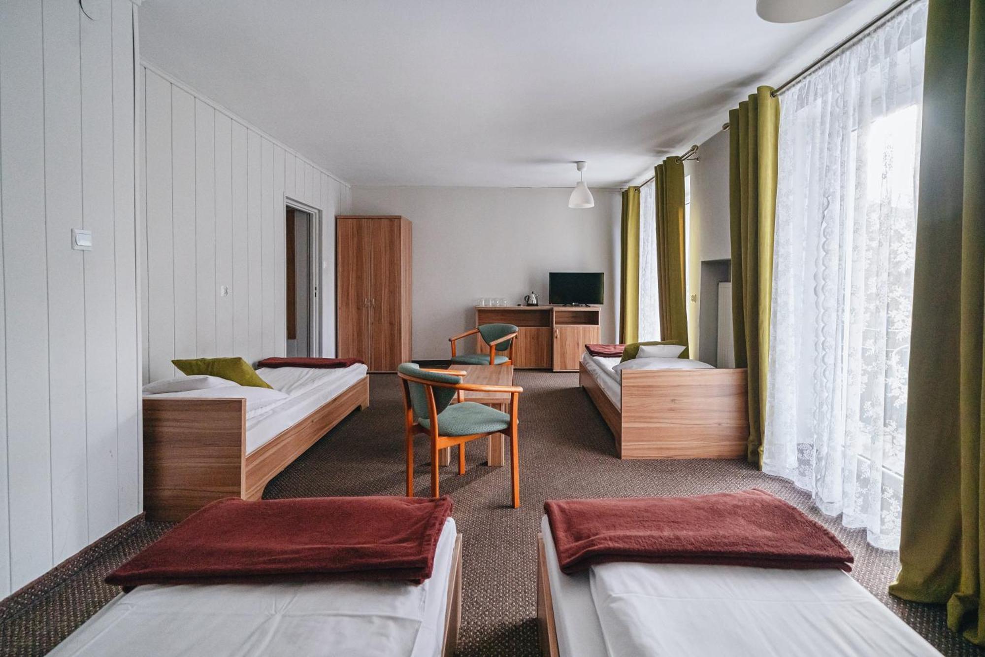 Ow Jaskolka Hotel Zakopane Bagian luar foto