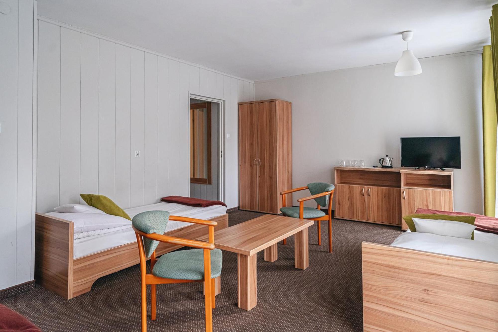 Ow Jaskolka Hotel Zakopane Bagian luar foto