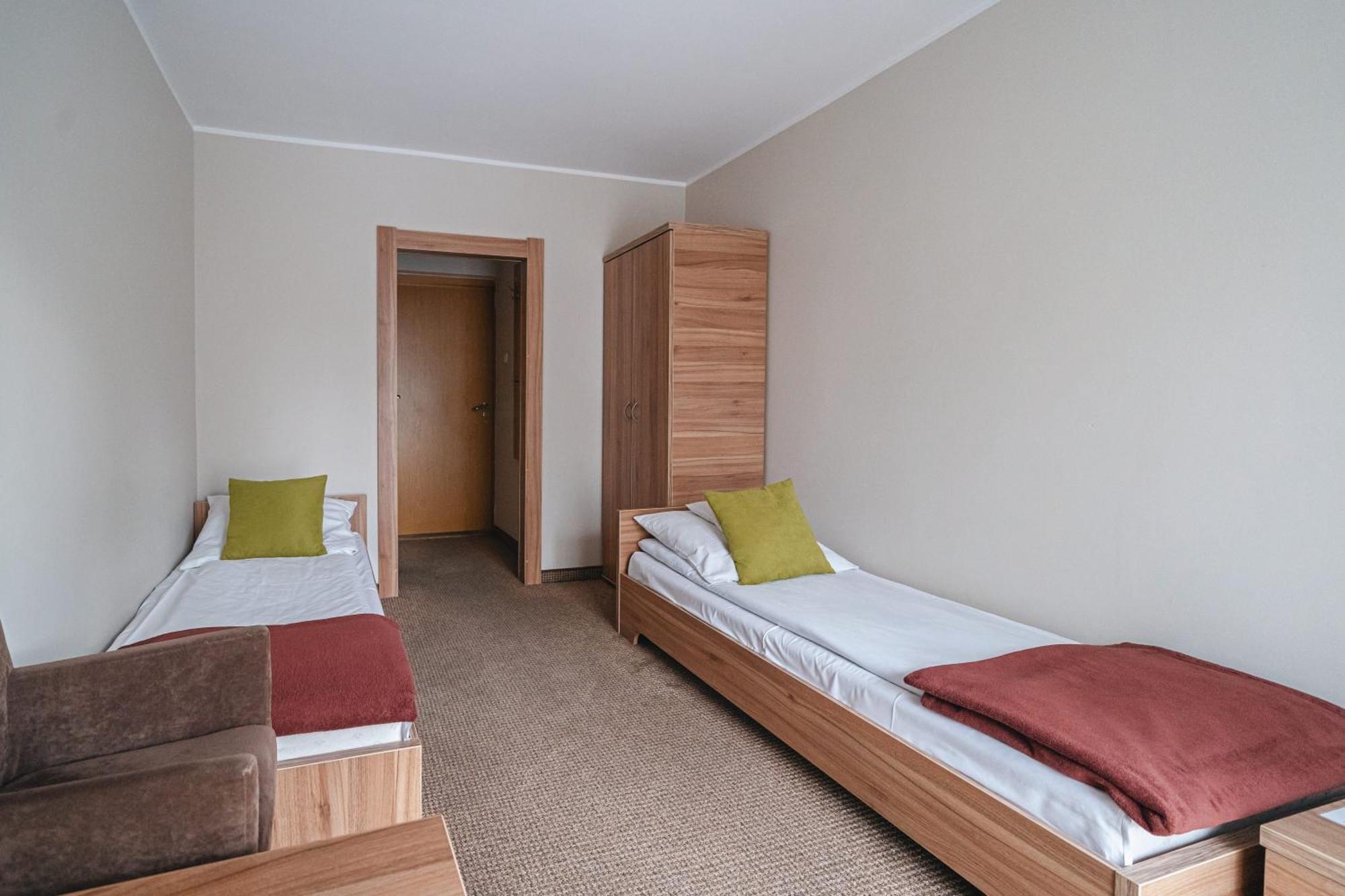 Ow Jaskolka Hotel Zakopane Bagian luar foto